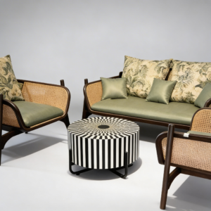 freepik__need-this-exact-image-in-square__38227