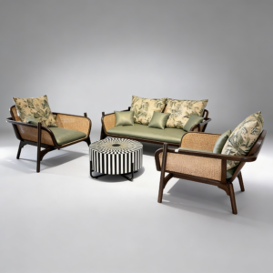 freepik__need-this-exact-image-in-square__38228